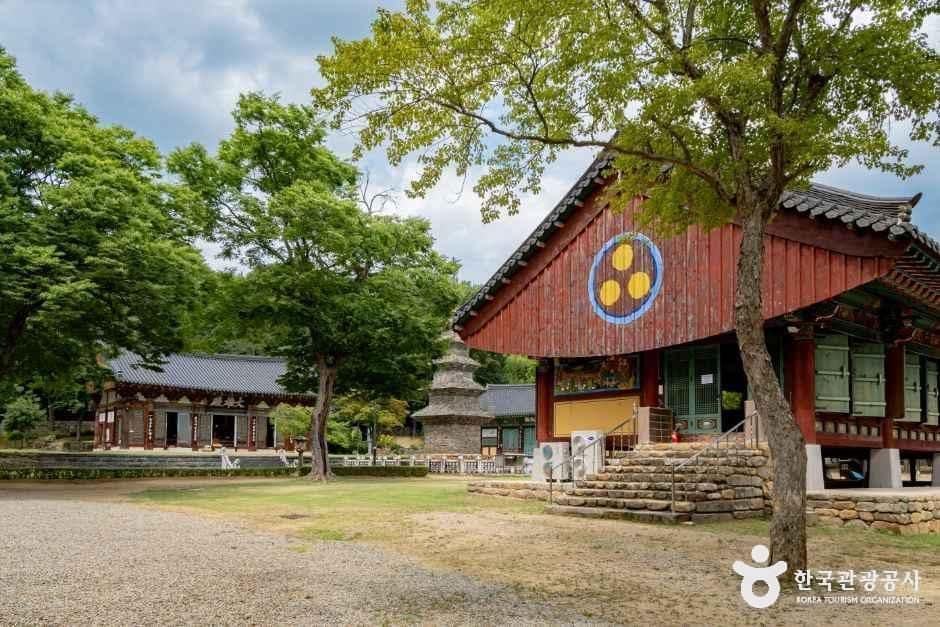경북_칠곡_송림사_외부_2.jpg