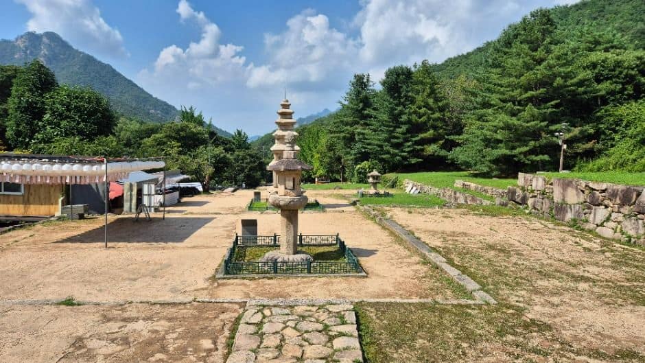 충주_충주 미륵대원지 석등 (3)