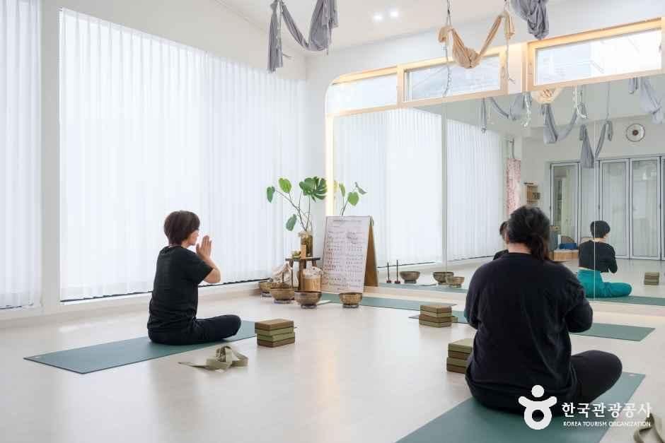 광주_소담요가_내부_1.jpg