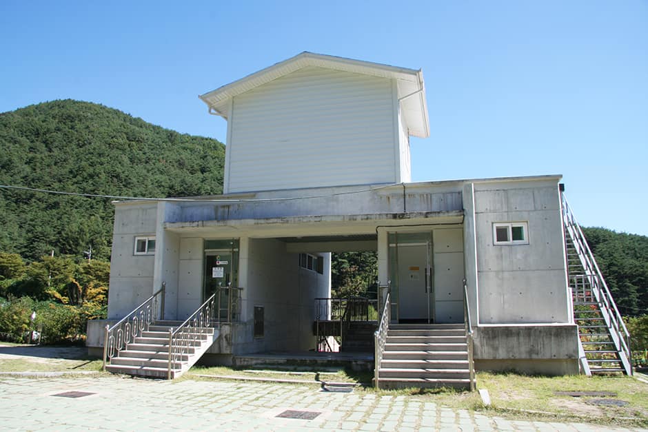 함양용추오토캠핑장_공용시설