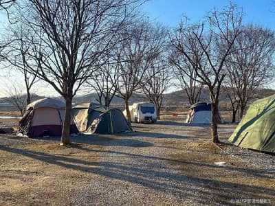 강변캠핑장