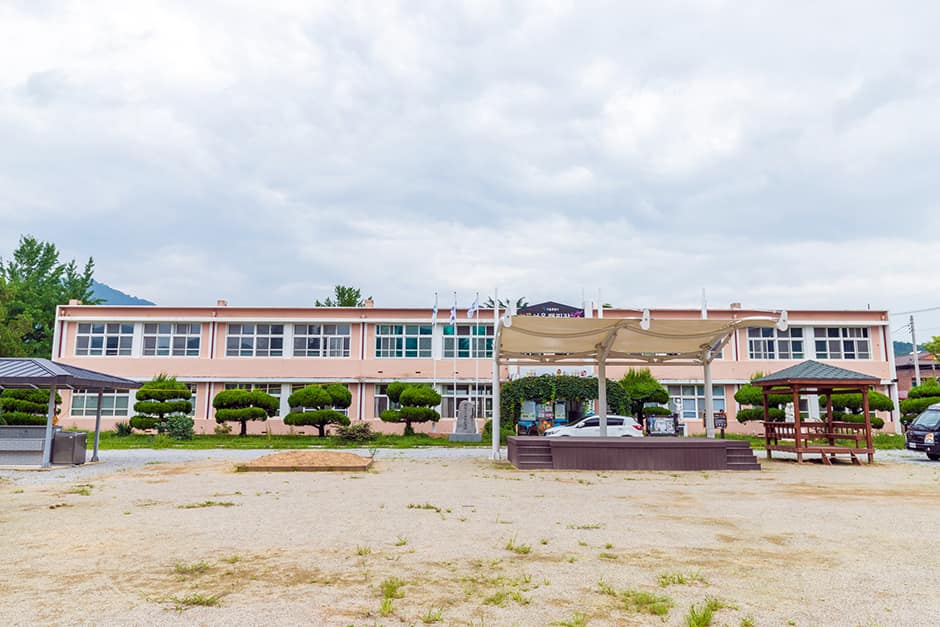 경상북도_상주시_상주 감꽃마을 서울캠핑장_본관