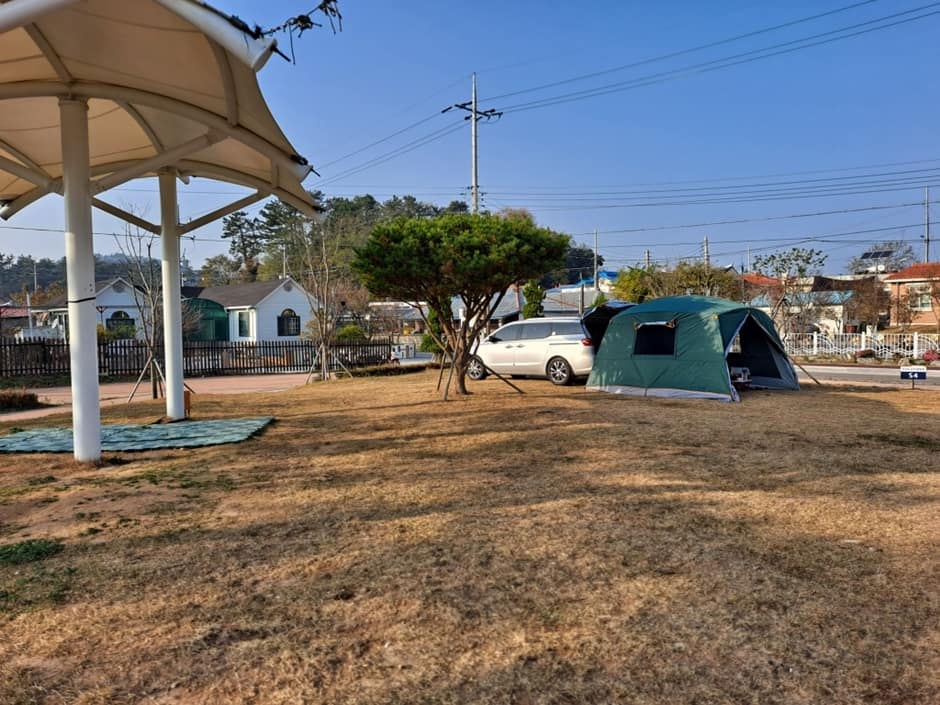 전라북도_군산시_무녀도오토캠핑장_오토싸이트1