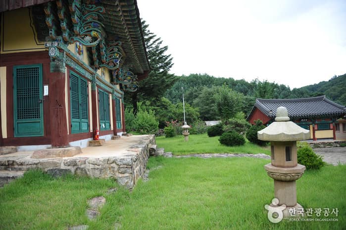 신광사대웅전