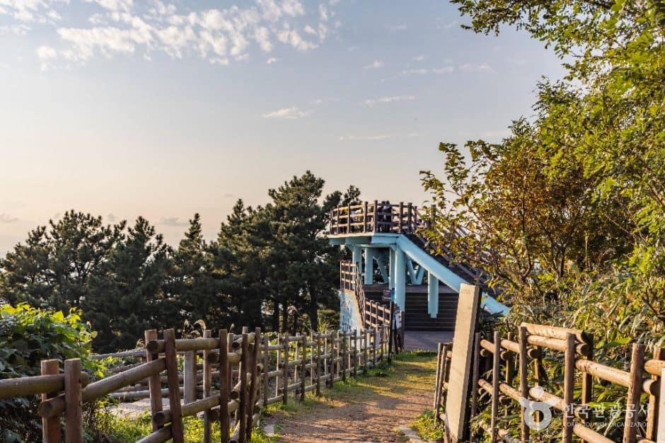 울릉_태하 해안산책로 및 대풍감(울릉도, 독도 국가지질공원) (3)