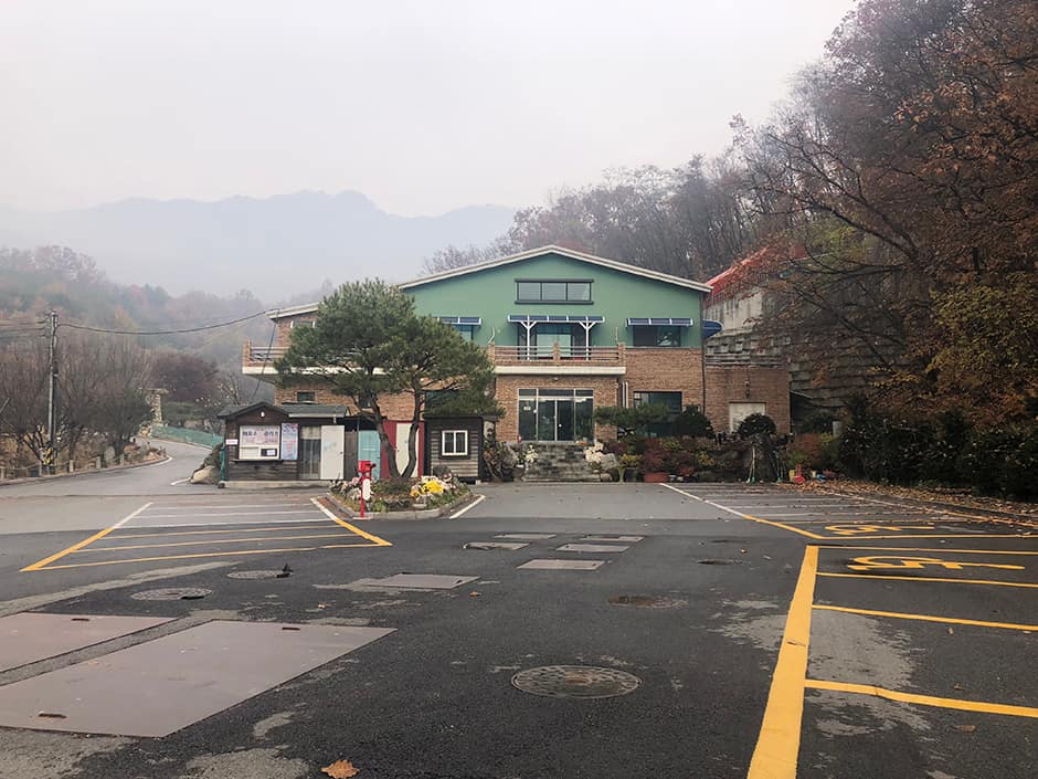 스톤밸리캠핑장_주차장