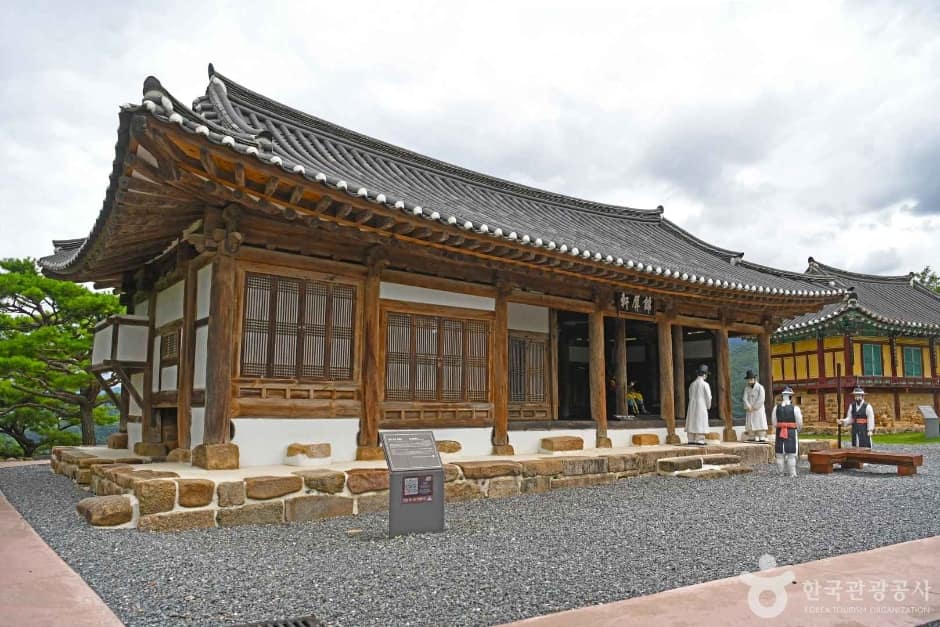 제천 청풍 금병헌 (2)