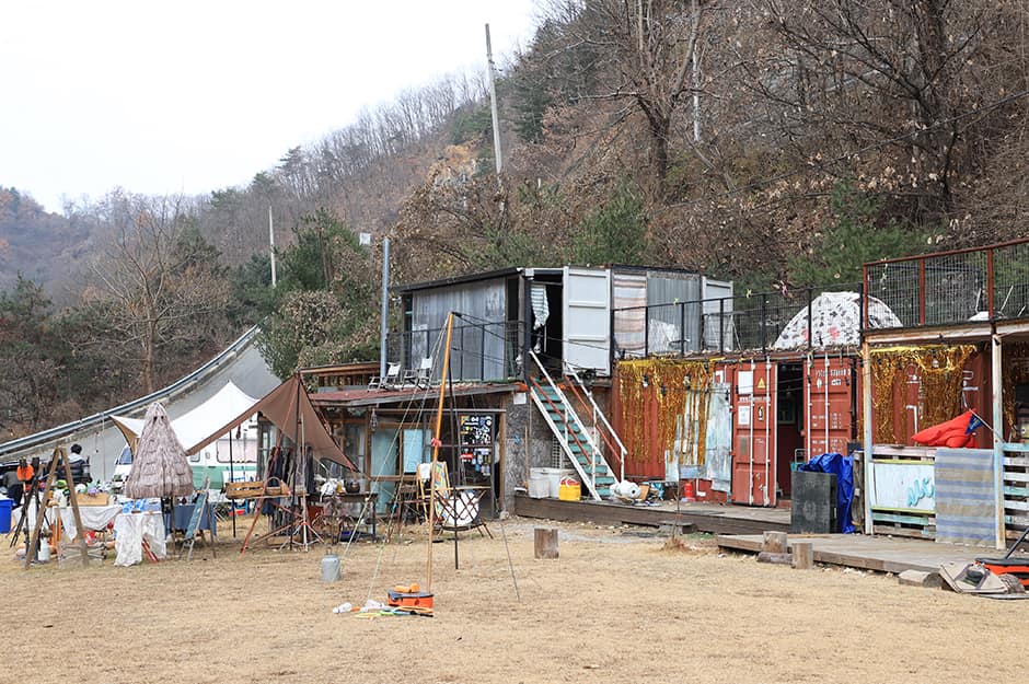 강원도_춘천시_더시크릿가든 캠프지라운드_전경