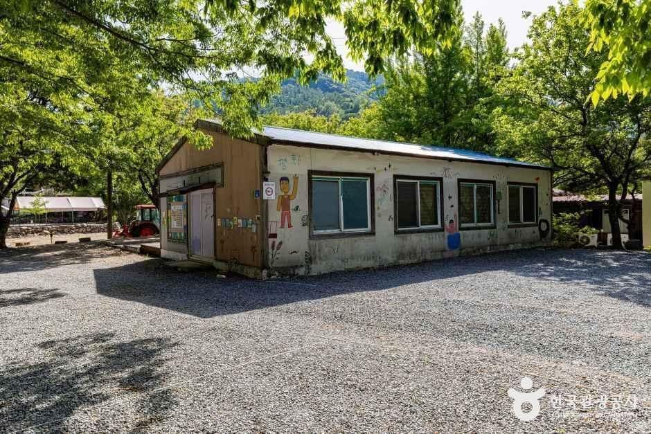 제천_월악 파머스 캠핑장 (4).jpg