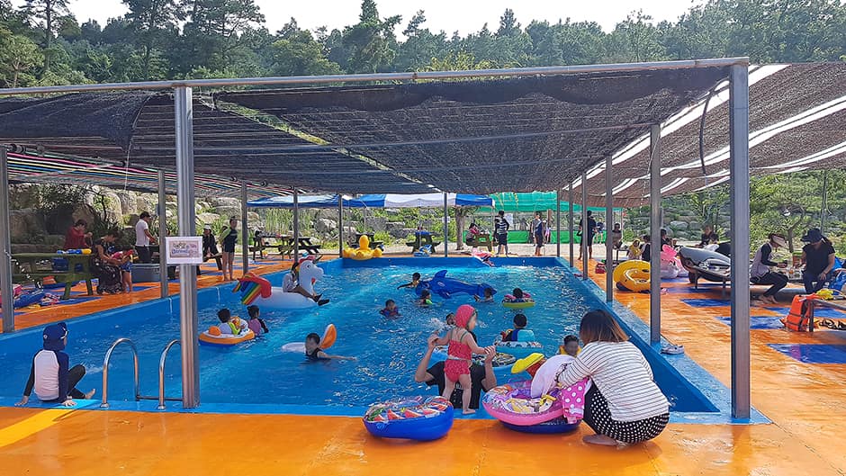 로하스캠핑장 수영장