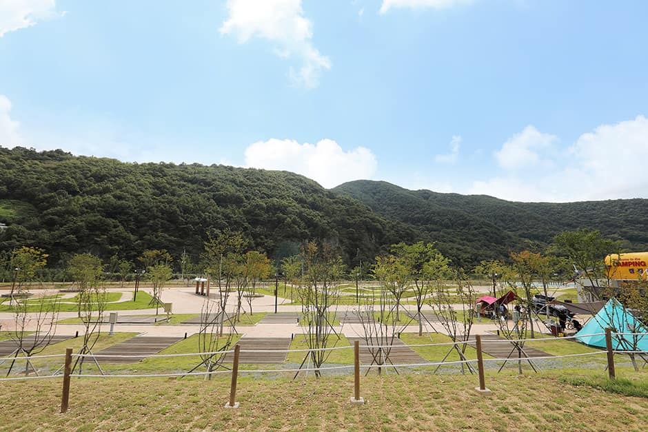청도군 자전거공원 캠핑장_전경2