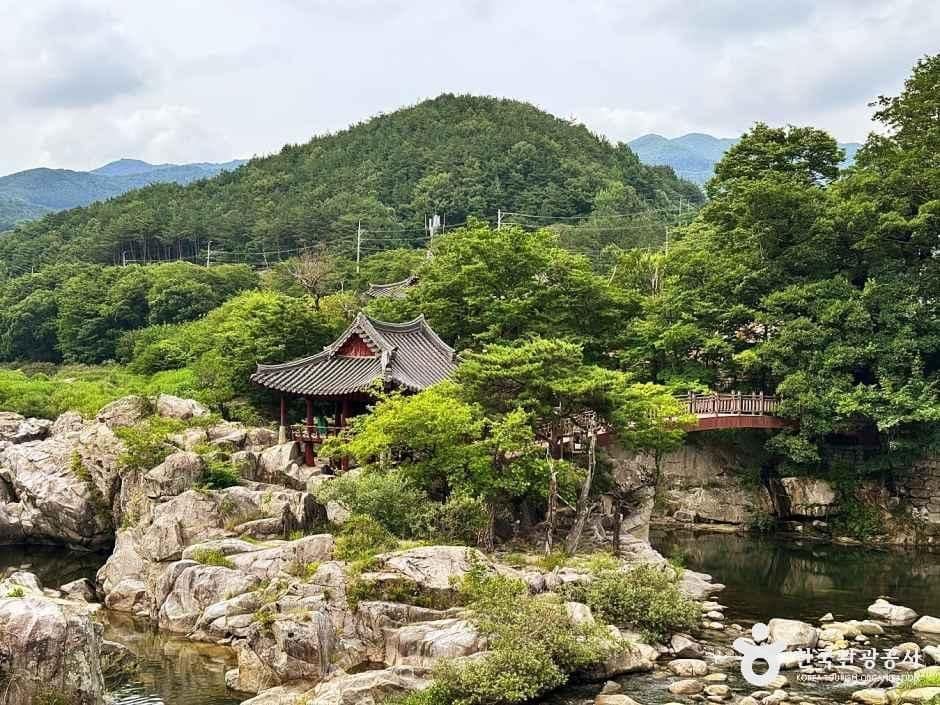 경남_함양_거연정_외부_3.JPG