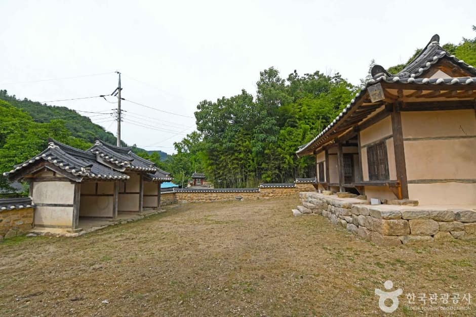봉유재 (7)