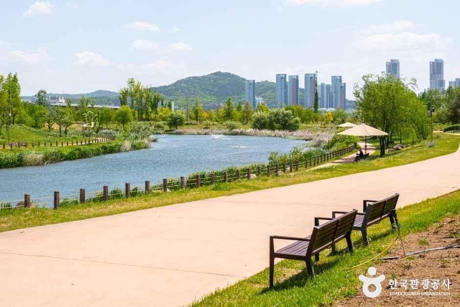 세종_국립세종수목원_외부_5.jpg