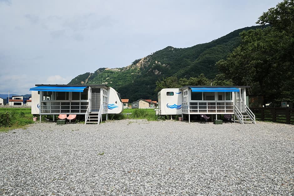 경기도_가평군_브룩스캠핑장_전경 (2)