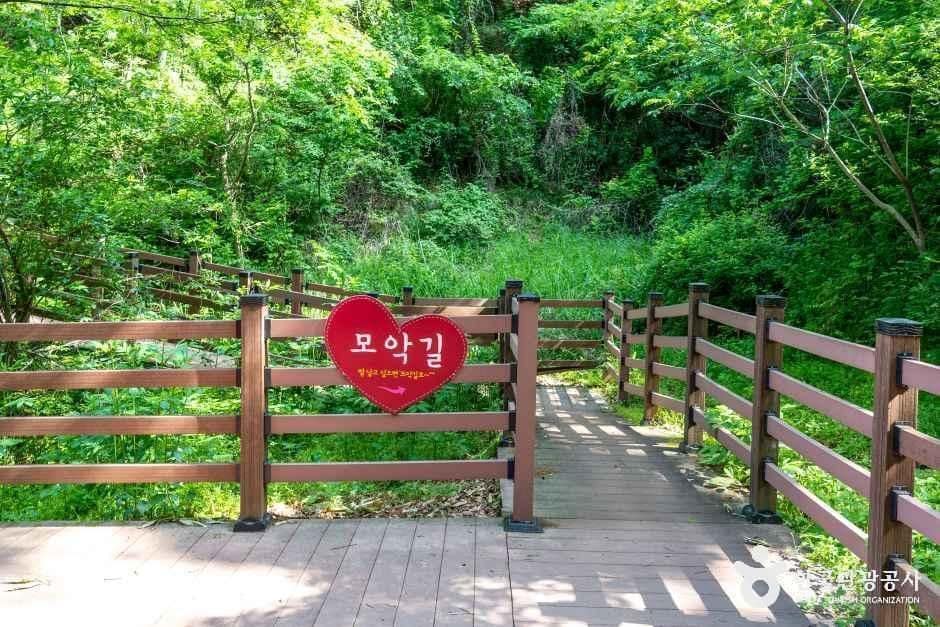 완주_구이저수지 둘레길 (5).jpg