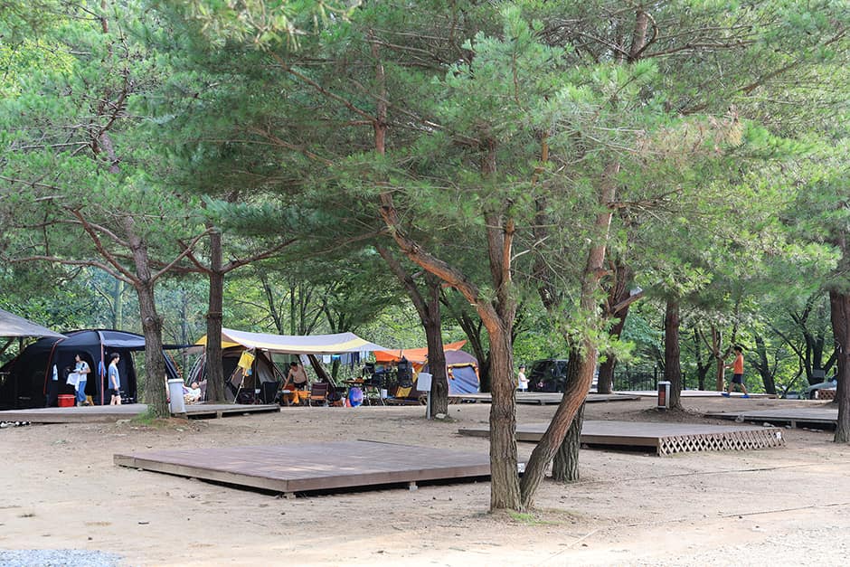 검산별빛캠핑장_데크2
