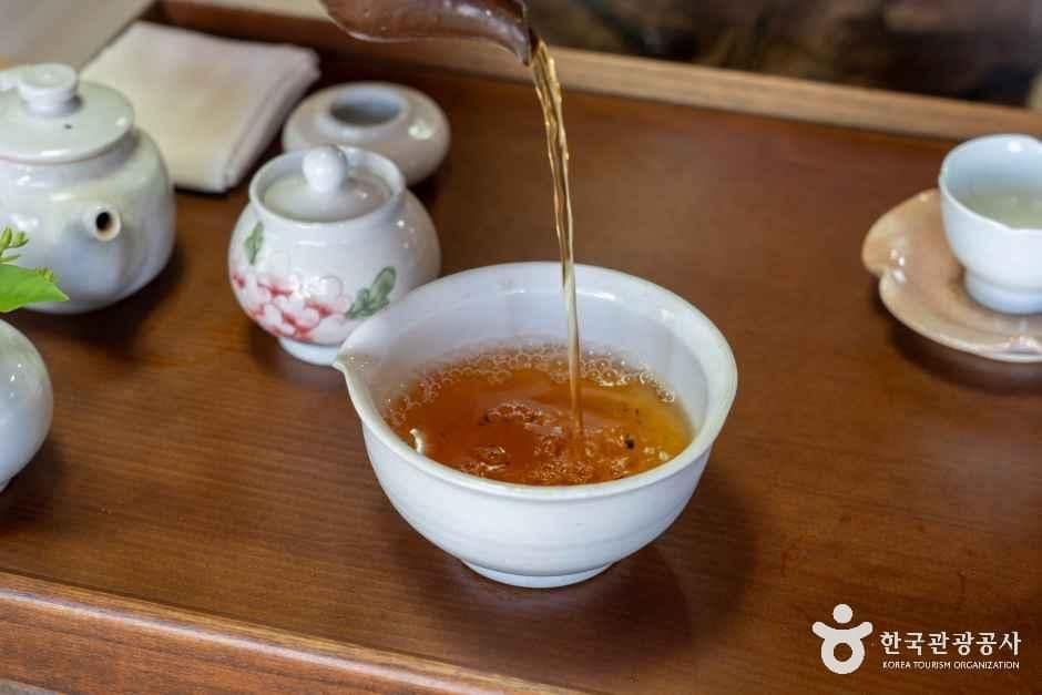 충남_청양_온직다원_내부_06.jpg