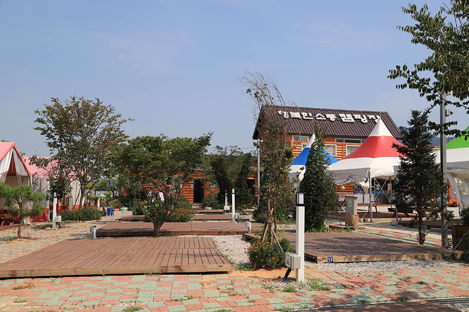 행복한 소풍 캠핑장_전경3