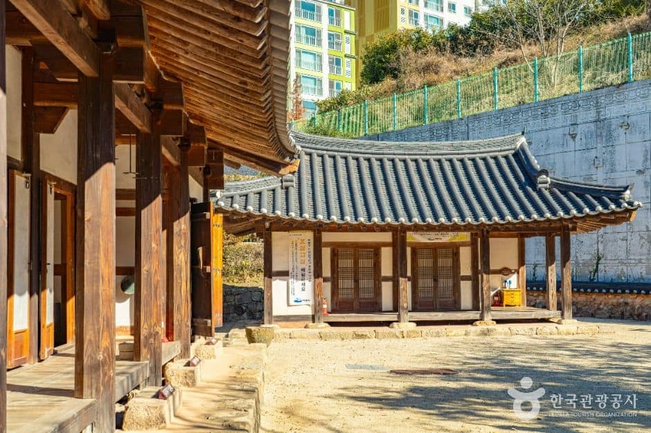 여수_이충무공자당기거지 (8)