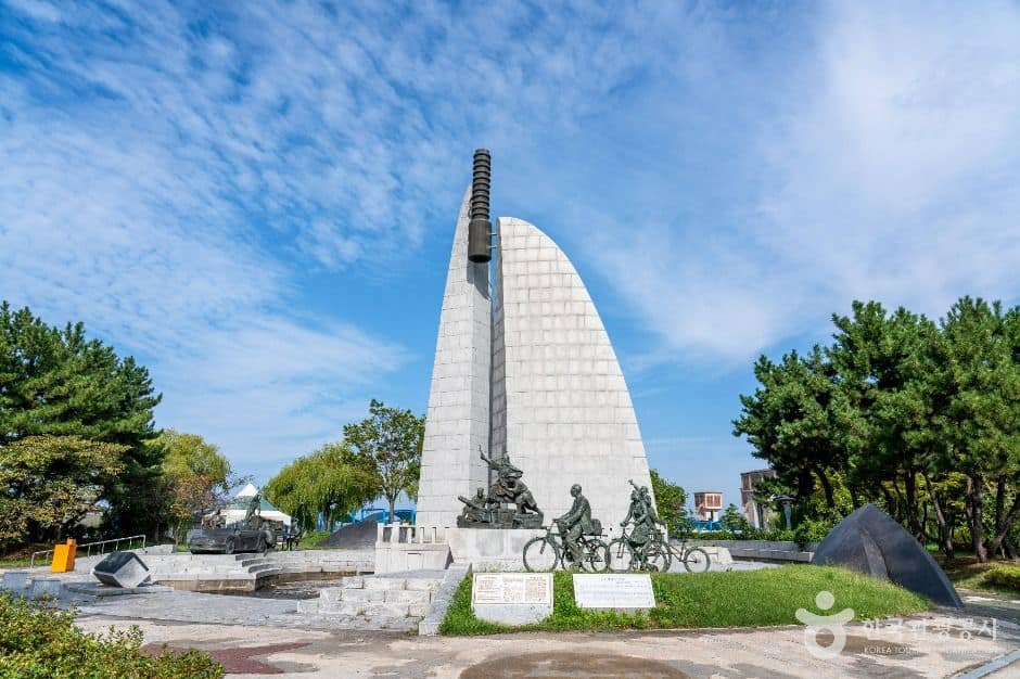 군산_진포대첩 기념탑 (5)