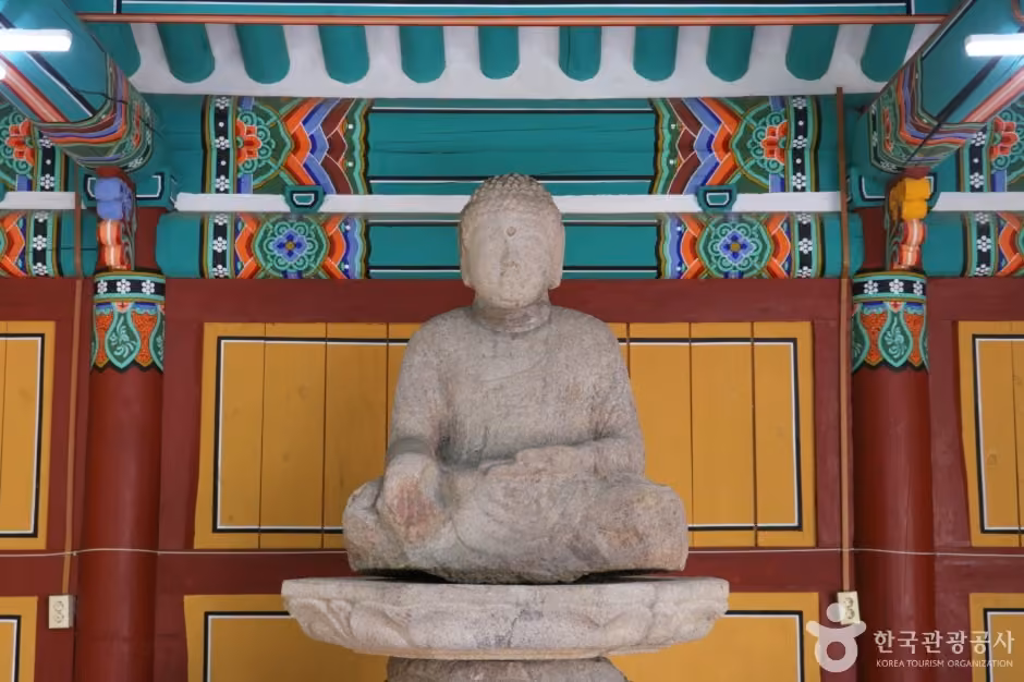 울주 간월사지 석조여래좌상