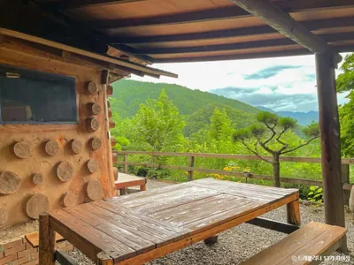 산골흙집