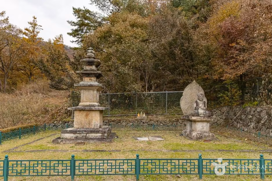 용운사지 삼층석탑