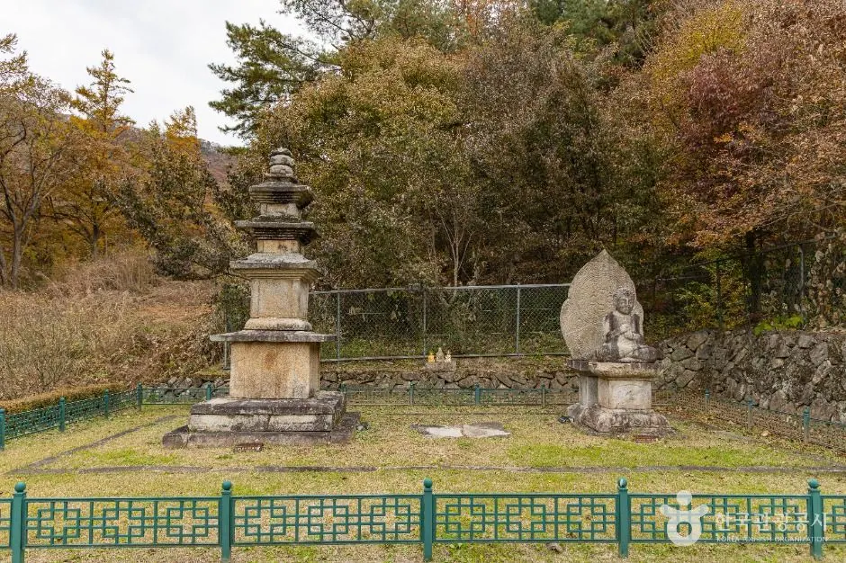 용운사지 삼층석탑