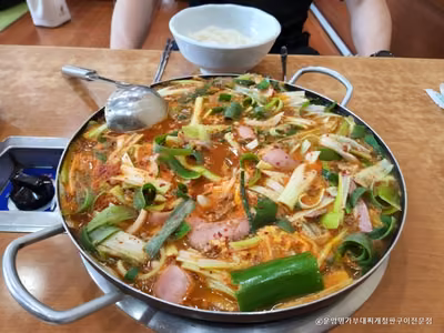 운암명가부대찌개철판구이전문점
