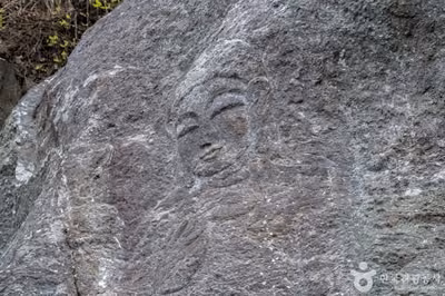 문수산마애보살상