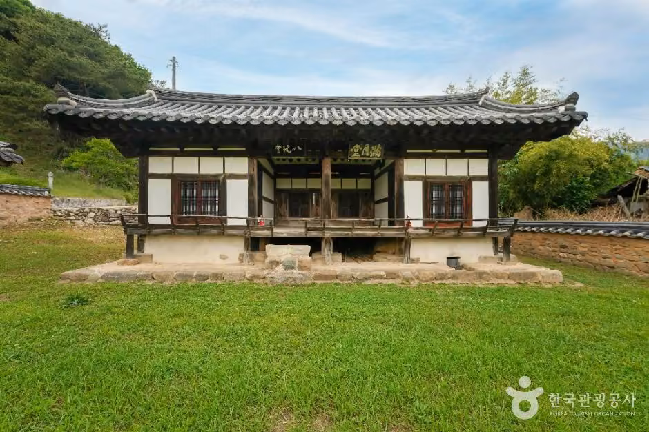 거창만월당