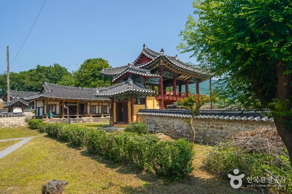 거창 포충사