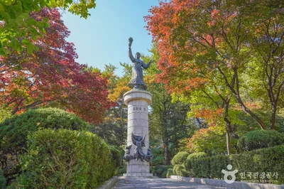 유관순동상