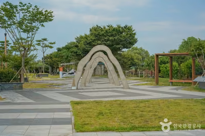 수산제역사공원