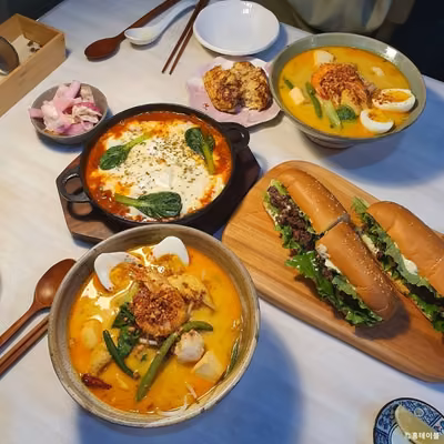 홍테이블