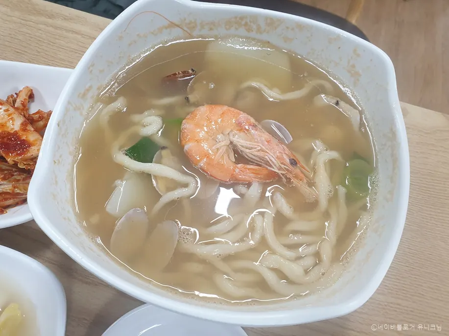 닐리리 손칼국수