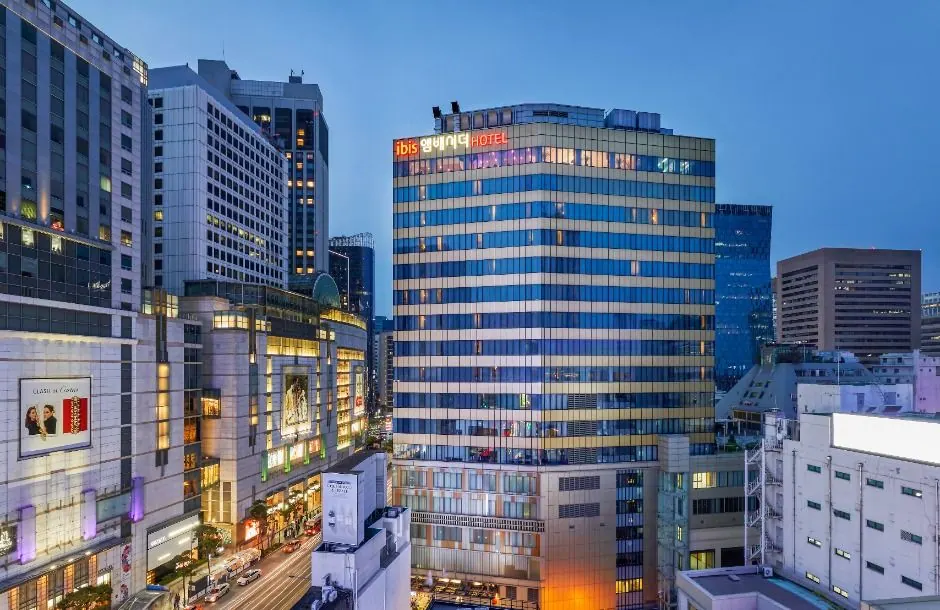 이비스 앰배서더 명동