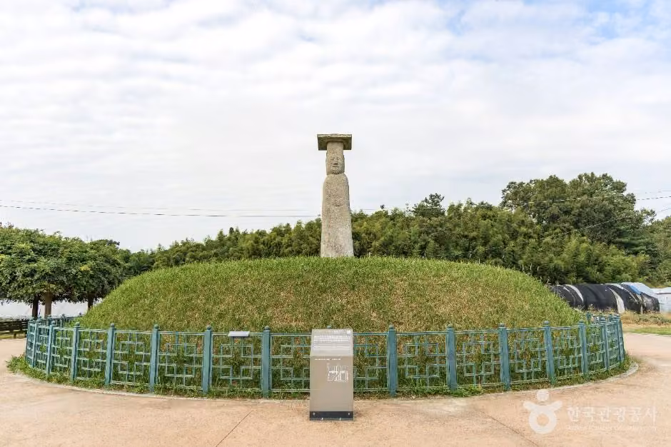 익산 고도리 석조여래입상
