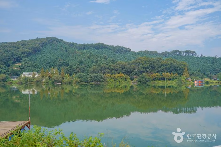 덕산저수지