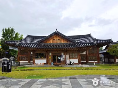 몽춘원