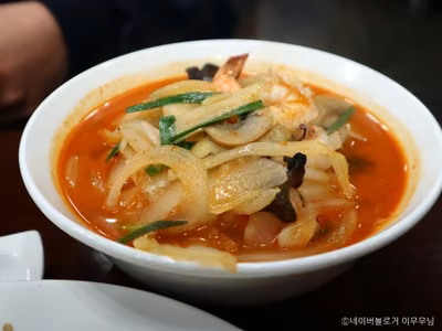 부영각