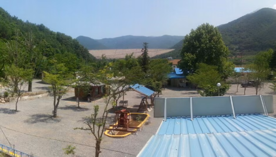 밀양댐스쿨캠핑장