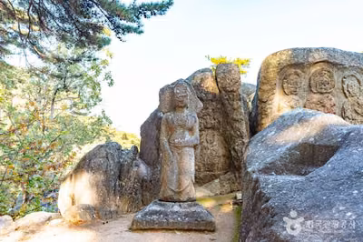 경주 남산 탑곡 마애불상군