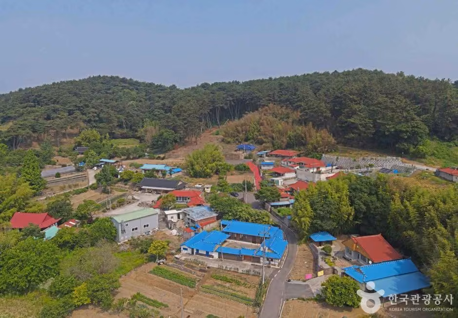 황새마을(서천)
