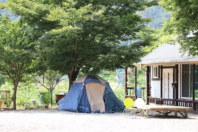 강변 야영장