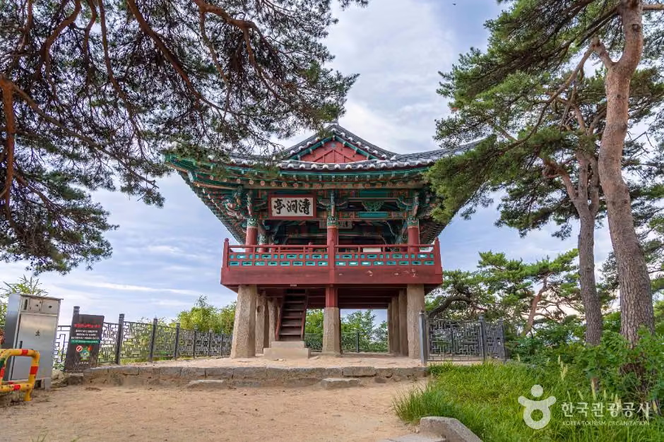 청간정
