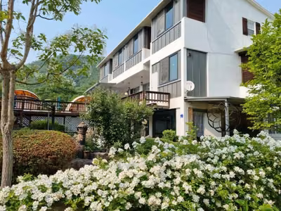 아레나 펜션