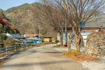 봉하산촌생태마을