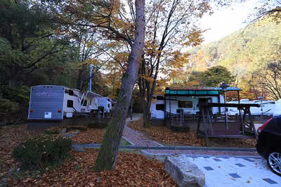 화암약수 야영장